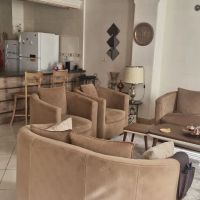 آپارتمان-خوش-ساخت-با-سالن-بزرگ-کشاورزی