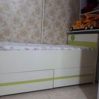 تخت کودک|تخت و سرویس خواب|لاهیجان, کوی آزادگان|دیوار