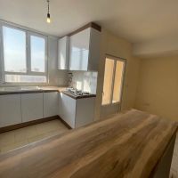 80-متر-ویو-دار-با-پارکینگ-کلید-نخورده