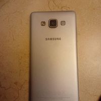 سامسونگ Galaxy A5 (2016) ۱۶ گیگابایت صفحه رفته.|موبایل|تهران, خانی‌آباد نو|دیوار