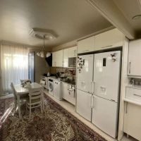 جنت-جنوب-چهار-باغ-92-متر-مناسب-سرمایه-گذاری