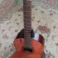 YAMAHA C40|گیتار، بیس، امپلیفایر|اصفهان, باغ دریاچه|دیوار