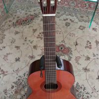 YAMAHA C40|گیتار، بیس، امپلیفایر|اصفهان, باغ دریاچه|دیوار