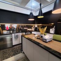 آپارتمان-130-متری-تک-واحدی-نوساز-لاله-صحرا