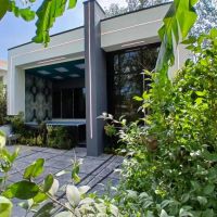 ویلا-استخردار-جنگلی-تاپ-لوکیشن-شهرکی