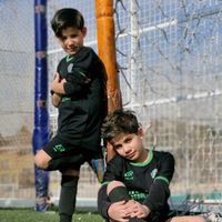 باشگاه و مدرسه فوتبال آریانا|خدمات آموزشی|مشهد, رضاشهر|دیوار