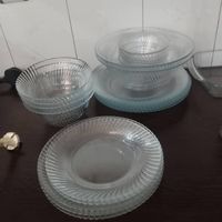 تعدادی ظروف پیرکس و پذیرایی وسرو|ظروف سرو و پذیرایی|تهران, شهرک تختی|دیوار