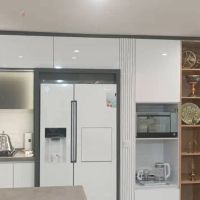 واحد-107-متری-دیزاین-شده-رو-به-دریاچه-شهرک-راه-آهن