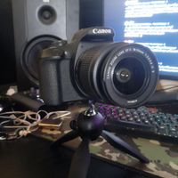 دوربین کنون canon 2000d زیر ۱۰۰۰ شات بدون خط و خش|دوربین عکاسی و فیلم‌برداری|تهران, مجیدیه|دیوار