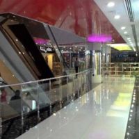 خیابان-فرشته-مزون-لباس-170متر