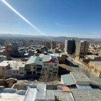 آپارتمان-103-متر-ویو-ابدی-غرق-در-نور-خیابان-شکیبا