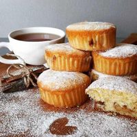 پخت انواع مافین خانگی و پای سیب تازه|خوردنی و آشامیدنی|تهران, خواجه نصیر طوسی|دیوار