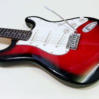 گیتار الکتریک Photo Genic Stratocaster|گیتار، بیس، امپلیفایر|تهران, آبشار|دیوار