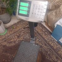 باسکول۱۵۰ کیلویی محک تاشو شارژی|فروشگاه و مغازه|تهران, المهدی|دیوار