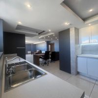 آپارتمان-صفر-148متری-3خواب-دوطرف-نور-نبش-کاوه