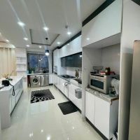 2-خواب-بزرگ-و-دلباز-منوچهری