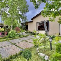 ویلاباغ-سرسبز-300متری-مبله-کامل-با-سند-عرصه-وعیان