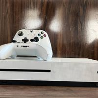 کنسول Xbox one s دو دسته 1TB+ پایه شارژرdobe|کنسول، بازی ویدئویی و آنلاین|تهران, میدان حر|دیوار