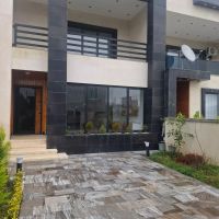 ویلای-نوساز-کلید-نخورده-با-روف