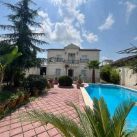 فروش-ویلا-630-متری-فول-فرنیش-استخر-دار-گلسار