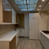 ساختمان-ویلایی-دوسرویس-استاد-برزگر-خیام-جنوبی