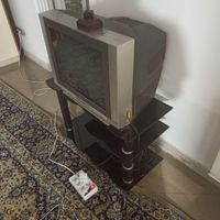 تلوزیون، میز تلوزیون، مبل چهارنفره، میز پذیرایی|تلویزیون و پروژکتور|تهران, کاظم‌آباد|دیوار