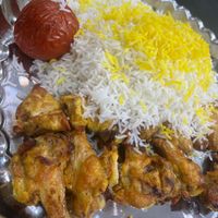 آشپز خانه بزرگ پلو پلو با سر آشپز با تجربه 35 ساله|خدمات پذیرایی، مراسم|تهران, سیروس|دیوار