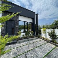 ویلا-مدرن-با-قیمت-2-میلیارد-شهرکی-سنددار