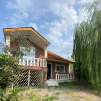 ویلا-باغچه-نیم-پیلوت-دنج-مصفا