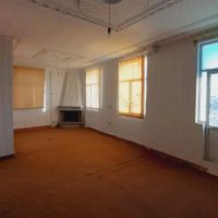 رهن-و-اجاره-آپارتمان-در-روبروی-دریاچه-پارک-سیفیه