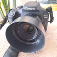 دوربین Canon 2000d به همراه لنز 50mm|دوربین عکاسی و فیلم‌برداری|لاهیجان, |دیوار