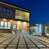 ویلا-مدرن-هوشمند-لوکس-و-دلنشین-امنیت-کامل