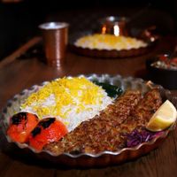 آشپز خانه بزرگ پلو پلو با سر آشپز با تجربه 35 ساله|خدمات پذیرایی، مراسم|تهران, سیروس|دیوار