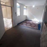 75-متر-ویلایی-در2طبقه-دارای-حیاط-قیمت-1990