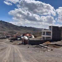 زمین-با-پروانه-در-گیو