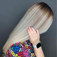 نیازمند مدل رنگ و لایت احیا و صافی|خدمات آرایشگری و زیبایی|اصفهان, خرم|دیوار