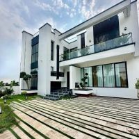 شروع-پول-سازی-از-همین-جا-مغازه-تجاری-200-متری