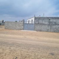 زمین-چهار-دیواری