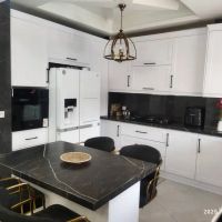 87متر-خطی-رو-به-شمال-فول-امکانات