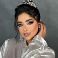 میکاپ و شنیون فقط ۱ میلیون ۷۰۰ هزار تومان|خدمات آرایشگری و زیبایی|تهران, سعادت‌آباد|دیوار