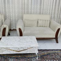 فروش مبلمان و عسلی ب علت جابجایی|مبلمان خانگی و میز عسلی|تهران, شهرک کیانشهر|دیوار
