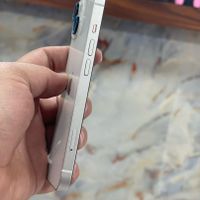 اپل iPhone 13 با حافظهٔ ۱۲۸ گیگابایت|موبایل|تهران, خواجه نظام الملک|دیوار