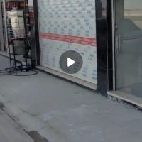 مغازه-50-متر-مربع-بر-خیابون