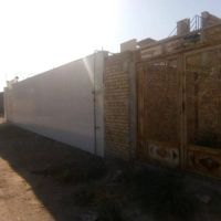 زمین-چهار-دیواری