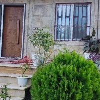 ویلا-2-خوابه-حیاط-دار