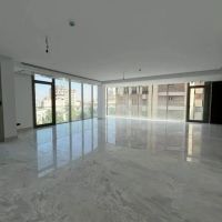 آپارتمان-200-متری-تکواحدی-طبقه-آخر-سازنده-برند