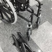 ویلچر سایز بزرگ ۵ چرخ اکبند|آرایشی، بهداشتی، درمانی|تهران, کوی فردوس|دیوار