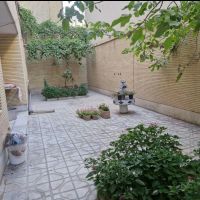 200متری-دو-طبقه-بازسازی-شده-3رو-پیلوت