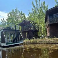 هر-صبح-با-منظره-ای-از-آب-و-جنگل-بیدار-شو