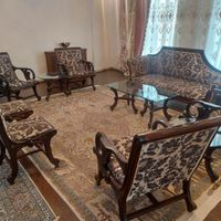 مبل کلاسیک ۹ نفره و میز ناهار خوری ۱۰ نفره ست.|مبلمان خانگی و میز عسلی|تهران, اختیاریه|دیوار